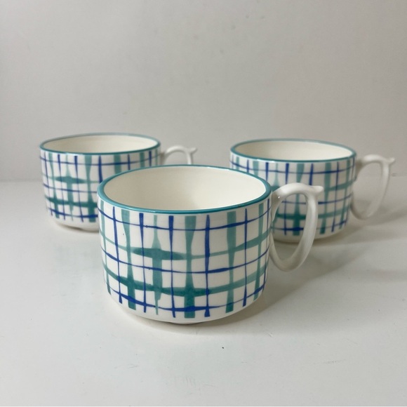 Anthropologie Tres Bien Mugs set of 3 - Picture 1 of 7